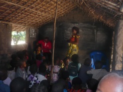 Aidsaufklärung an der Schule MANGA in Kindu
